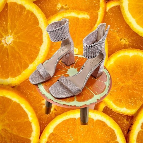 Jewel Badgley Mischka Zip Back High Heels Size 6 - Picture 2 of 7